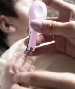 Babyjem Nagelknipper Roze -Aanbiedingen BIBS Winkel 1017x1200 1