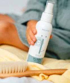 Naïf Combinatie Shampoo & Haarlotion - Babyverzorging - Voordeelverpakking - 2 Stuks - Met Natuurlijke Ingrediënten 8 Naïf Combinatie Shampoo & Haarlotion - Babyverzorging - Voordeelverpakking - 2 Stuks - Met Natuurlijke Ingrediënten -Aanbiedingen BIBS Winkel 1020x1200 6