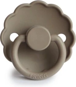Frigg Fopspeen - Maat 2 6-18 Maanden - 1 Stuk - Daisy - Baked Clay 29 Frigg Fopspeen - Maat 2 6-18 Maanden - 1 Stuk - Daisy - Baked Clay -Aanbiedingen BIBS Winkel 1047x1200 10