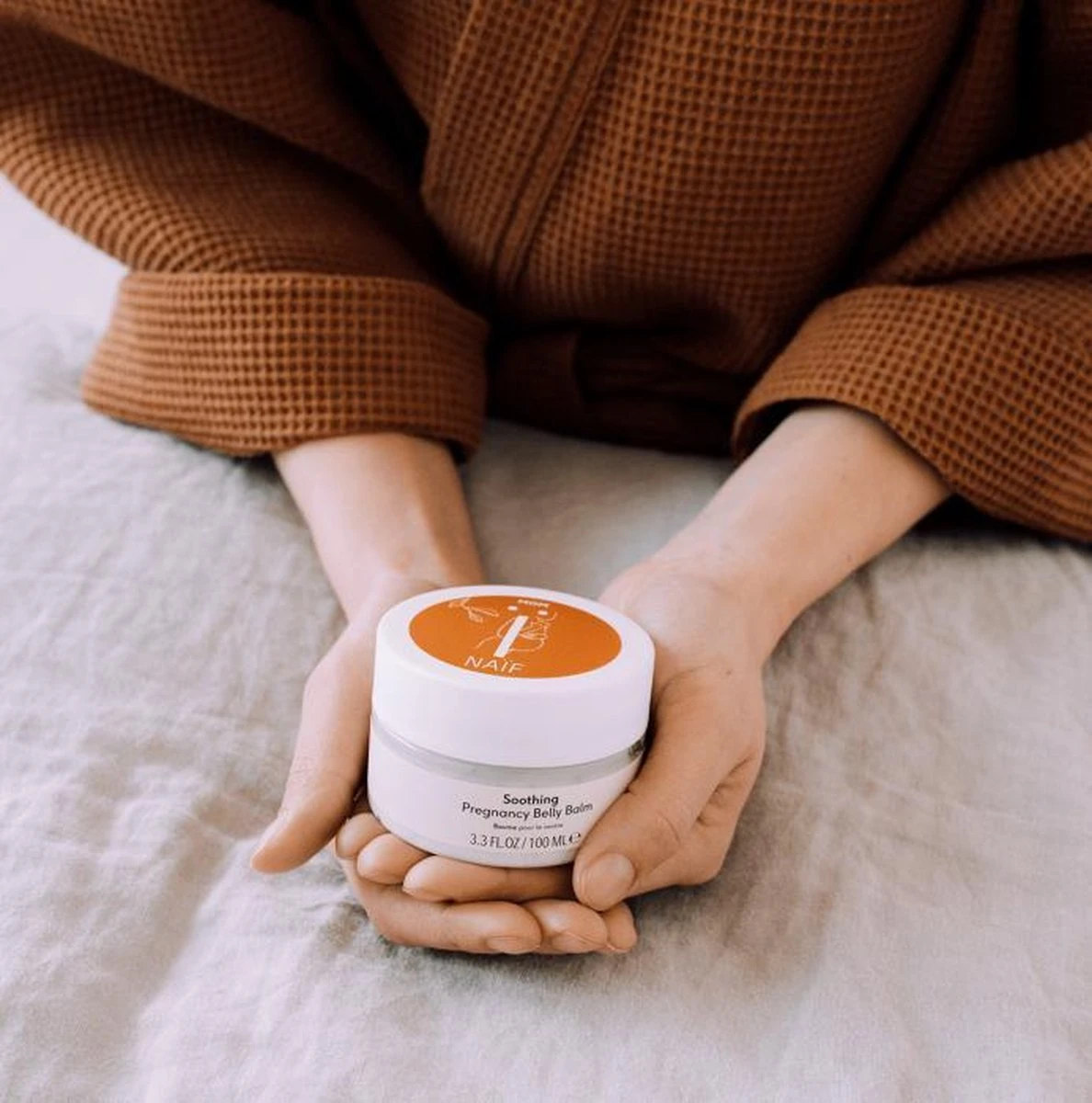 Naïf Kalmerende Zwangerschapsbalm - 100ml - Zwangerschap - Met Natuurlijke Ingrediënten 4 Naïf Kalmerende Zwangerschapsbalm - 100ml - Zwangerschap - Met Natuurlijke Ingrediënten - Afbeelding 4