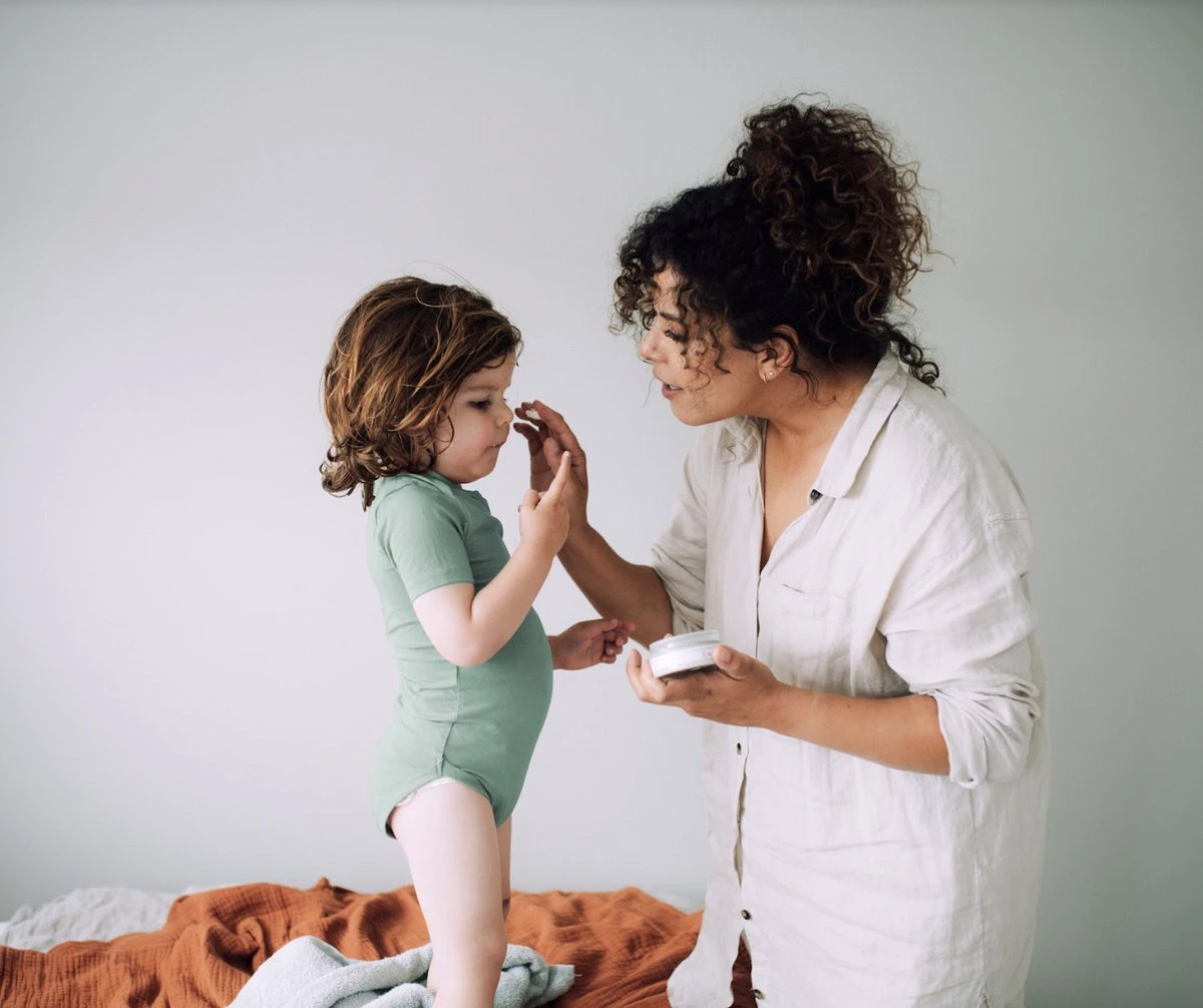 Naïf Baby Balm - Parfumvrij - Baby & Kids - 75ml - Met Natuurlijke Ingrediënten 2 Naïf Baby Balm - Parfumvrij - Baby & Kids - 75ml - Met Natuurlijke Ingrediënten - Afbeelding 2