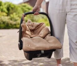 Jollein Voetenzak Voor Autstoel & Kinderwagen - Basic Knit - Biscuit -Aanbiedingen BIBS Winkel 1200x1018 9