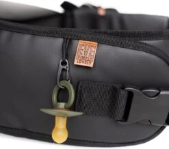 EVE Kids Heupdrager - Baby En Peuter - Heupzitje - Draagzak - Zwart Leer -Aanbiedingen BIBS Winkel 1200x1060 9