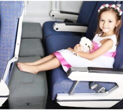 Vliegtuigbedje - Reiskussen - Voetensteun - Multifunctioneel Opblaasbaar Kussen Voor In Het Vliegtuig - Auto - Trein 18 Vliegtuigbedje - Reiskussen - Voetensteun - Multifunctioneel Opblaasbaar Kussen Voor In Het Vliegtuig - Auto - Trein -Aanbiedingen BIBS Winkel 1200x1069 17