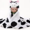 Multifunctionele Baby Fleecedeken Met Capuchon Stoere Koe! | Badcape Baby En Peuters | Deken Kinderen | Wikkeldeken | Dekentje Baby & Peuter 0-3 Jaar | Babydeken | Kraamcadeau | Babycape | Fleece Deken | Kraam | Maxi Cosi Deken | Dier | Doek