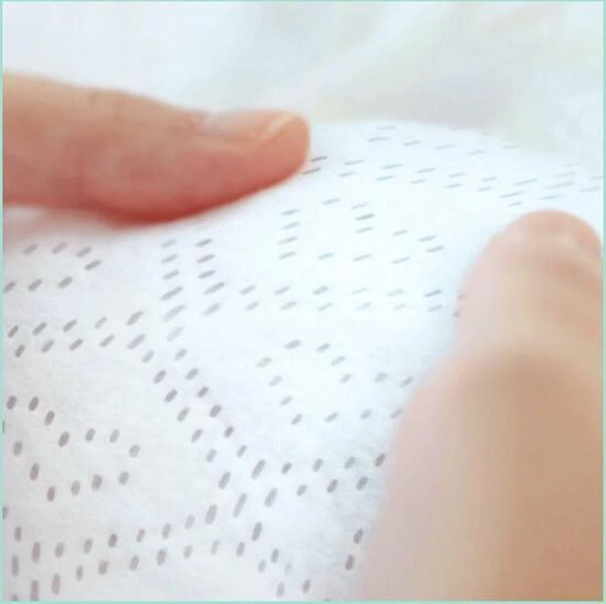 Pampers® Pampers Premium Protection New Baby - Maat 3 - 6 -10kg - 35 Stuks -Luiers 4 Pampers® Pampers Premium Protection New Baby - Maat 3 - 6 -10kg - 35 Stuks -Luiers - Afbeelding 4