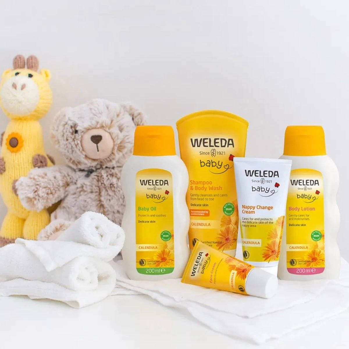 Weleda Baby Calendula Billenbalsem - 30ml 6 Weleda Baby Calendula Billenbalsem - 30ml - Afbeelding 6
