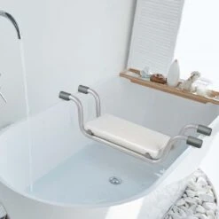 Vivamore Badzitje - Badstoeltje Tot Max. 150 KG - 74 X 23 X 18 CM - Badkruk - Anti-Slip Poten - Stevig Frame - Wit 23 Vivamore Badzitje - Badstoeltje Tot Max. 150 KG - 74 X 23 X 18 CM - Badkruk - Anti-Slip Poten - Stevig Frame - Wit -Aanbiedingen BIBS Winkel 1200x1200 1436