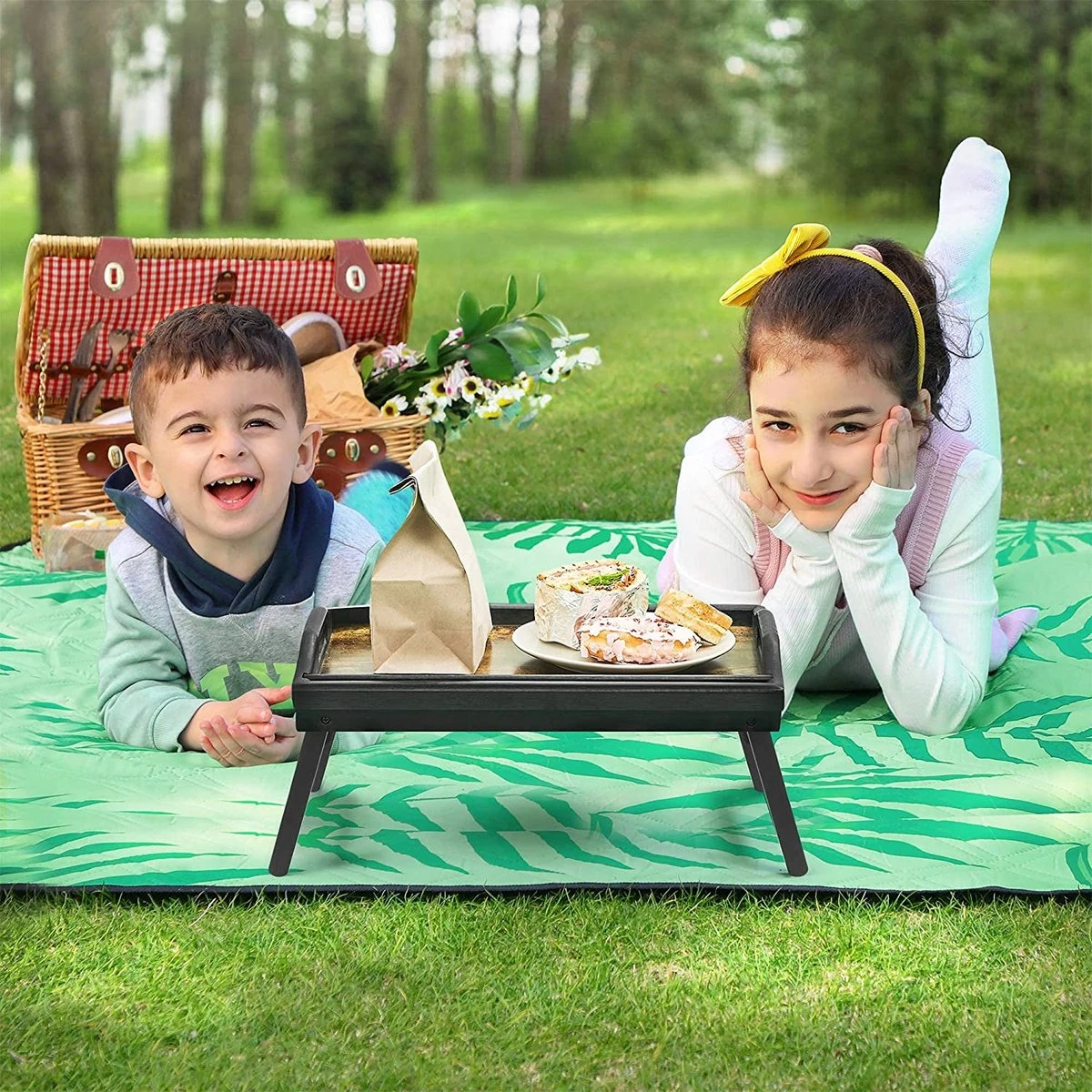 FURNIBELLA - Bedblad, Ontbijtblad, Laptopstandaard, Met Inklapbare Poten Gemaakt Van Bamboe, Voor Bed, Bank, Voor Snacks, Met Houder Voor Mobiele Telefoon, Tablet, 42 X 30 X 22 Cm, Vintage Bruin LLD111B01 4 FURNIBELLA - Bedblad, Ontbijtblad, Laptopstandaard, Met Inklapbare Poten Gemaakt Van Bamboe, Voor Bed, Bank, Voor Snacks, Met Houder Voor Mobiele Telefoon, Tablet, 42 X 30 X 22 Cm, Vintage Bruin LLD111B01 - Afbeelding 4