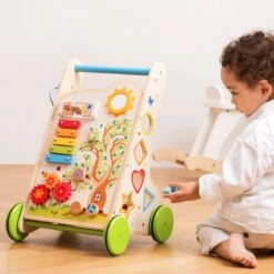 New Classic Toys® New Classic Toys Houten Activiteiten Duw- Loopwagen 11 New Classic Toys® New Classic Toys Houten Activiteiten Duw- Loopwagen -Aanbiedingen BIBS Winkel 1200x1200 1916