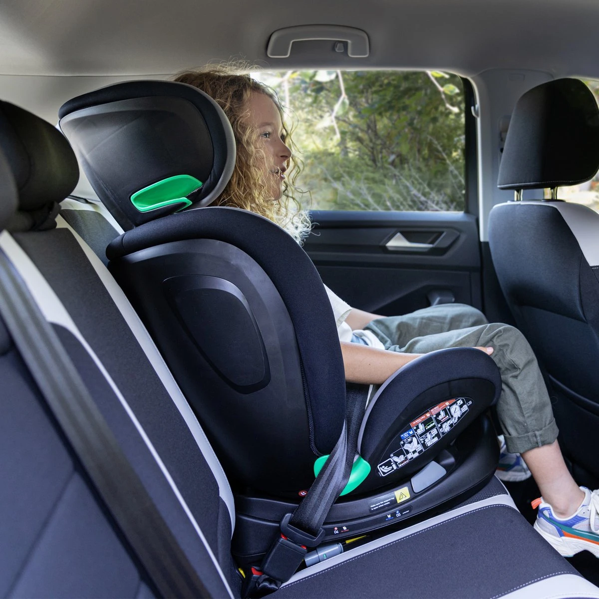 Bebeconfort EvolveFix Plus I-Size - Autostoel - Black Mist - Vanaf De Geboorte Tot 12 Jaar 4 Bebeconfort EvolveFix Plus I-Size - Autostoel - Black Mist - Vanaf De Geboorte Tot 12 Jaar - Afbeelding 4