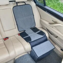 Autostoel Beschermer & Auto Organizer Met Voetensteun - Altabebe -Aanbiedingen BIBS Winkel 1200x1200 2834