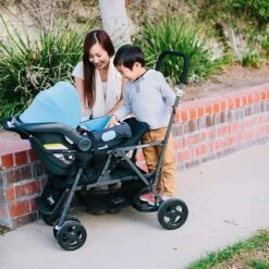 Joovy Caboose Graphite Stand On Tandem Buggy - Rood - Duo Buggy - Dubbele Buggy -Aanbiedingen BIBS Winkel 1200x1200 3420
