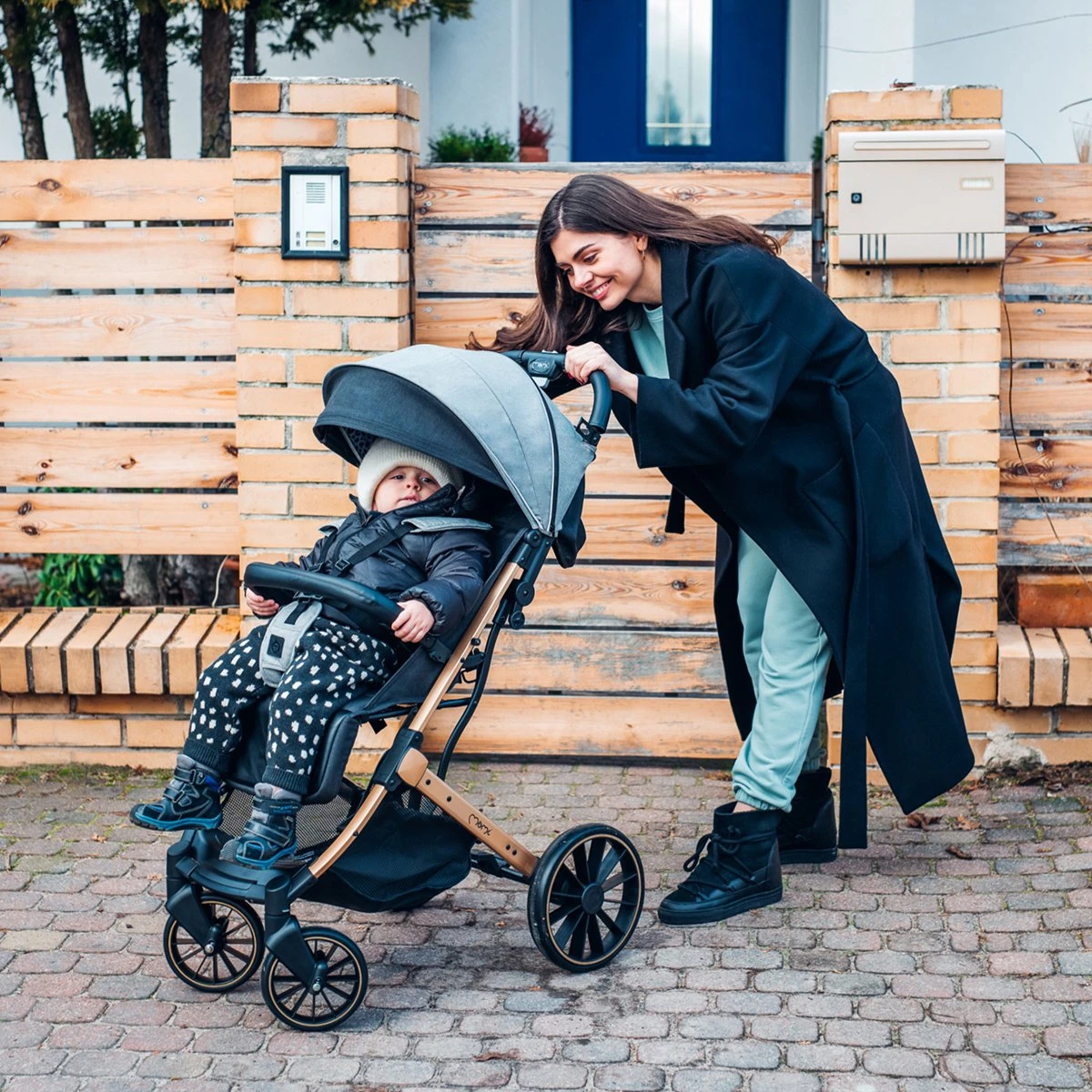 MoMi Wandelwagen - Compacte Lichtgewicht Buggy - Estelle Dakar Met XXL Wielen & Zonnekap - Leopard - Grijs-Goud (geschikt Van 6mnd - 22kg) 10 MoMi Wandelwagen - Compacte Lichtgewicht Buggy - Estelle Dakar Met XXL Wielen & Zonnekap - Leopard - Grijs-Goud (geschikt Van 6mnd - 22kg) - Afbeelding 10