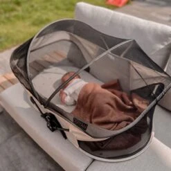 Deryan Infant Deluxe BabyBox Campingbedje - Cream + Inclusief Matras En Klamboe -Aanbiedingen BIBS Winkel 1200x1200 4013
