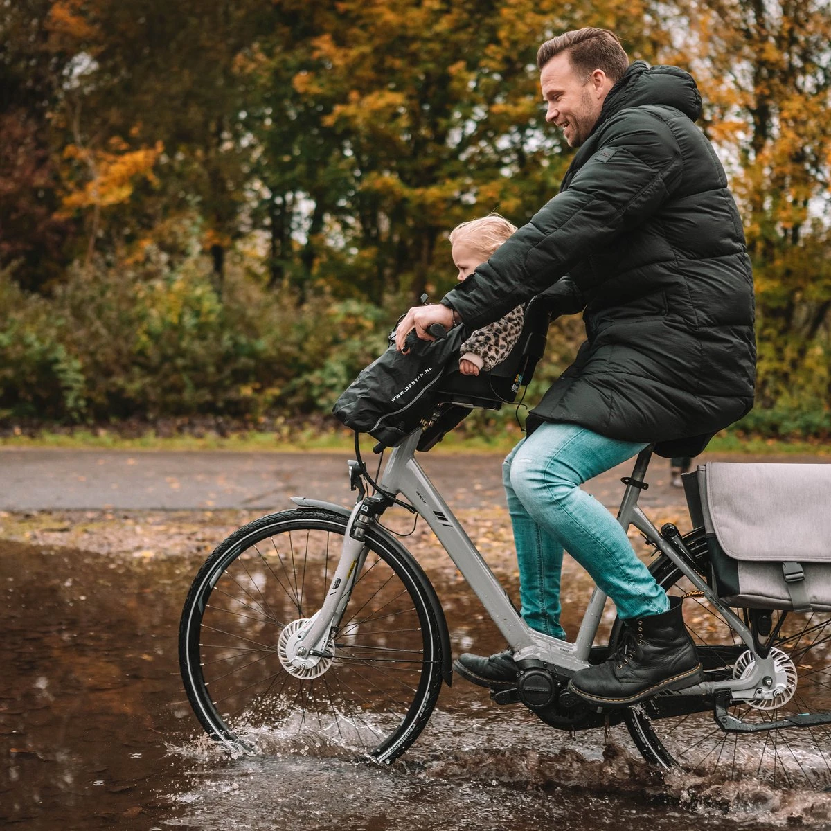 Deryan Bike-a-way Fietsstoeltje Voor - Fiets Regenhoes - Warme Jas En Windbreaker + Regenponcho - Bobike & Yepp 2 Deryan Bike-a-way Fietsstoeltje Voor - Fiets Regenhoes - Warme Jas En Windbreaker + Regenponcho - Bobike & Yepp - Afbeelding 2