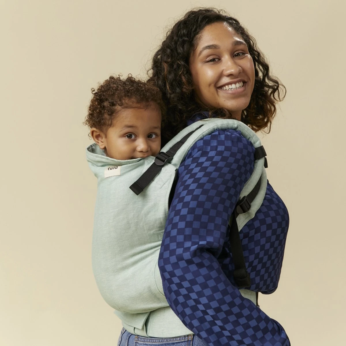 Tula Toddler Linen Eucalyptus - Ergonomische Peuter Draagzak Geschikt Vanaf Maat 86/92 5 Tula Toddler Linen Eucalyptus - Ergonomische Peuter Draagzak Geschikt Vanaf Maat 86/92 - Afbeelding 5