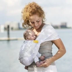 Minimonkey Mini Sling Wit - Klein En Fijn -Aanbiedingen BIBS Winkel 1200x1200 4509