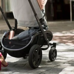 Quinny Hubb Mono Kinderwagen - Graphite On Grey -Aanbiedingen BIBS Winkel 1200x1200 4636