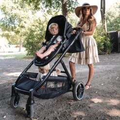 Deryan Evy Kinderwagen - Duo Kinderwagen - Uitbreidbaar - Inclusief Reiswieg - Zwart 19 Deryan Evy Kinderwagen - Duo Kinderwagen - Uitbreidbaar - Inclusief Reiswieg - Zwart -Aanbiedingen BIBS Winkel 1200x1200 4678