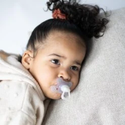 Difrax Fopspeen 20+ Maanden Natural Speen - Glow In The Dark - 2 Stuks 13 Difrax Fopspeen 20+ Maanden Natural Speen - Glow In The Dark - 2 Stuks -Aanbiedingen BIBS Winkel 1200x1200 5043