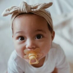 Difrax Fopspeen 6+ Maanden Natural Speen - Lichtgeel/Peach - 2 Stuks -Aanbiedingen BIBS Winkel 1200x1200 5198