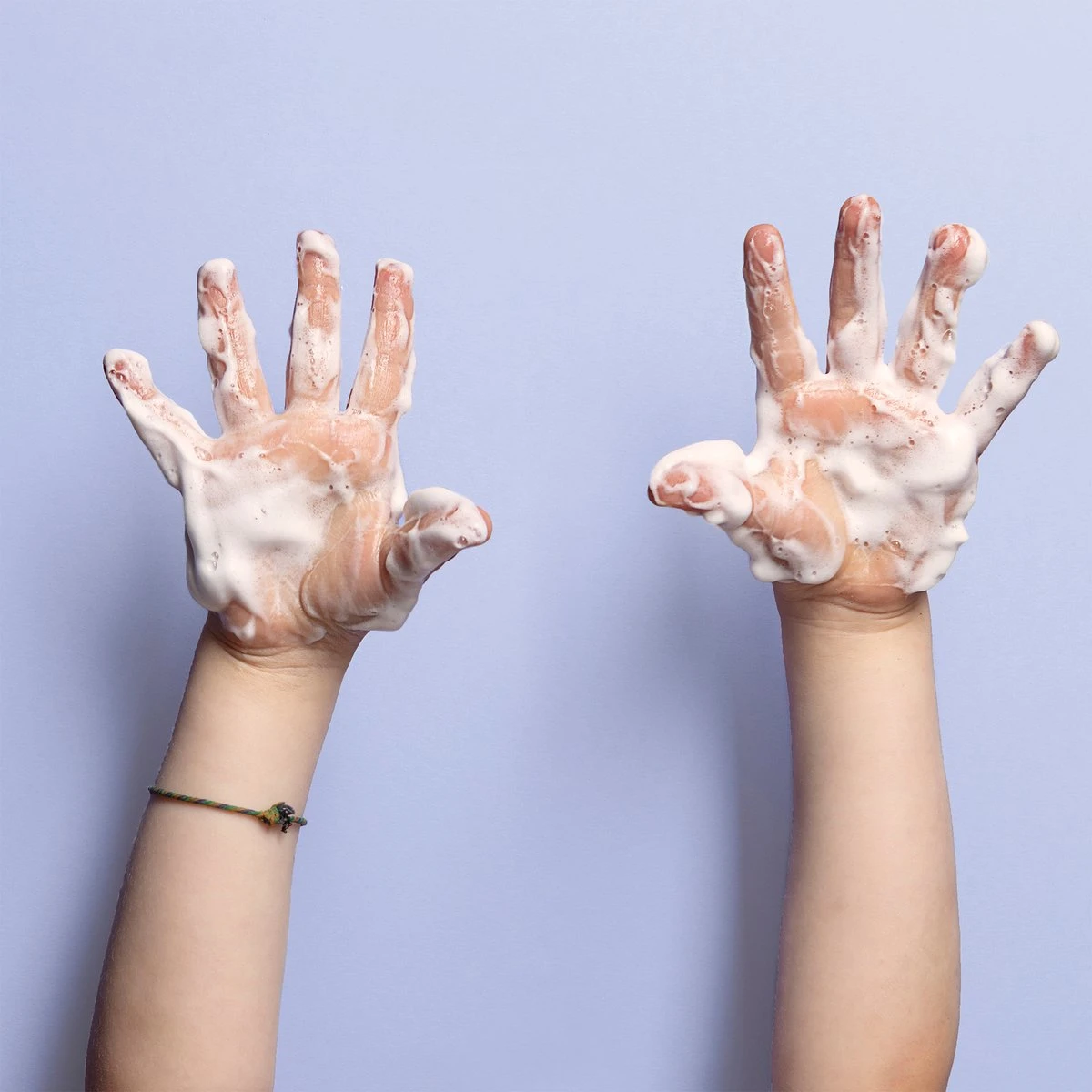 Naïf Happy Doucheschuim - 2 X 200ml - Met Natuurlijke Ingrediënten 2 Naïf Happy Doucheschuim - 2 X 200ml - Met Natuurlijke Ingrediënten - Afbeelding 2