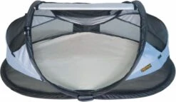 Deryan Baby Luxe Campingbedje – Inclusief Zelfopblaasbare Matras - Blue -Aanbiedingen BIBS Winkel 1200x695 1