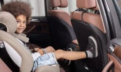 Goodlux Autostoel Beschermer Achterkant – Autostoelhoes – Voorstoelbeschermer – Kick Mat – Stoelbeschermer Auto - Stoelhoes -Aanbiedingen BIBS Winkel 1200x720 4