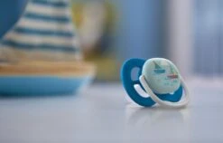 Philips Avent Ultra-air SCF080/03 - Fopspeen - 6-18 Maanden - 2 Stuks 32 Philips Avent Ultra-air SCF080/03 - Fopspeen - 6-18 Maanden - 2 Stuks -Aanbiedingen BIBS Winkel 1200x766 6