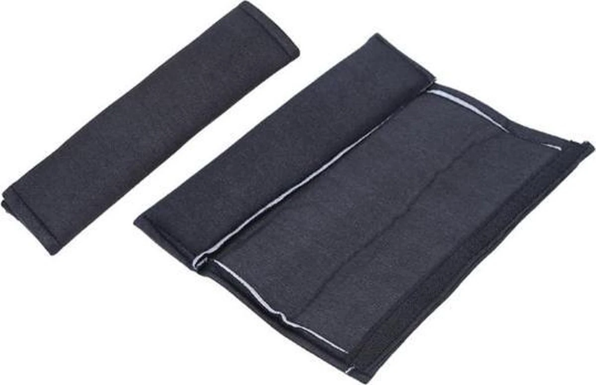 Merkloos Gordelbeschermer - Gordelhoes - Gordelbeschermhoes - Extra Zacht Gordelkussen Voor Kinderen - Gordelhoezen - Zwart 1st 1 Merkloos Gordelbeschermer - Gordelhoes - Gordelbeschermhoes - Extra Zacht Gordelkussen Voor Kinderen - Gordelhoezen - Zwart 1st