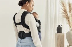 BabyBjörn Draagzak Harmony - 3D Mesh - Zwart -Aanbiedingen BIBS Winkel 1200x790 5