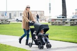 Joovy Caboose Too Ultralight Dubbele Buggy - Zwart - Duo Buggy - Lichtgewicht -Aanbiedingen BIBS Winkel 1200x800 437