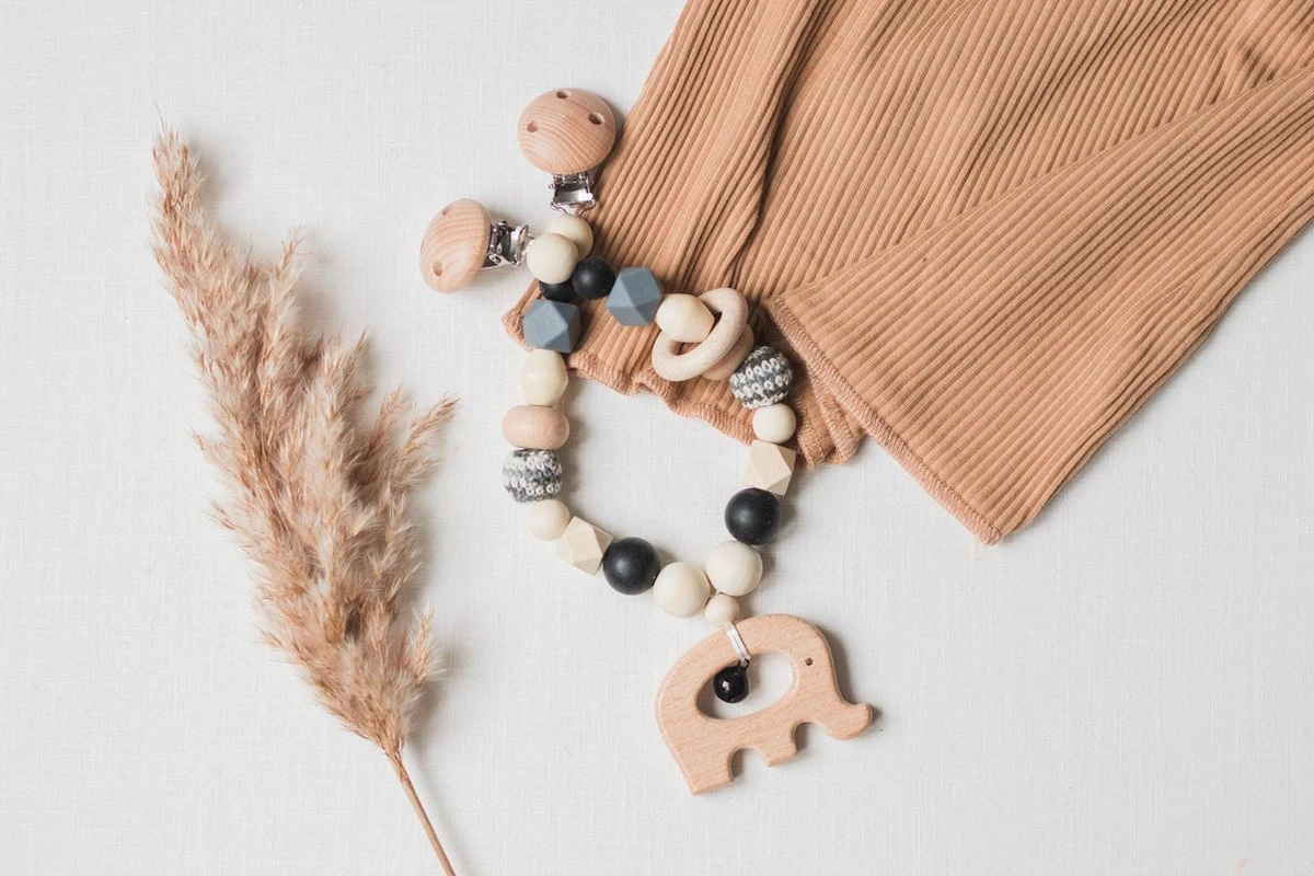 Wagenspanner Olifant - Musthave 2021 - Baby Wagenspanner Hout - Vrolijke Kinderwagenspanner - Eenvoudig Te Bevestigen - Kraamcadeau Voor Jongens En Meisjes - Baby Cadeau 5 Wagenspanner Olifant - Musthave 2021 - Baby Wagenspanner Hout - Vrolijke Kinderwagenspanner - Eenvoudig Te Bevestigen - Kraamcadeau Voor Jongens En Meisjes - Baby Cadeau - Afbeelding 5