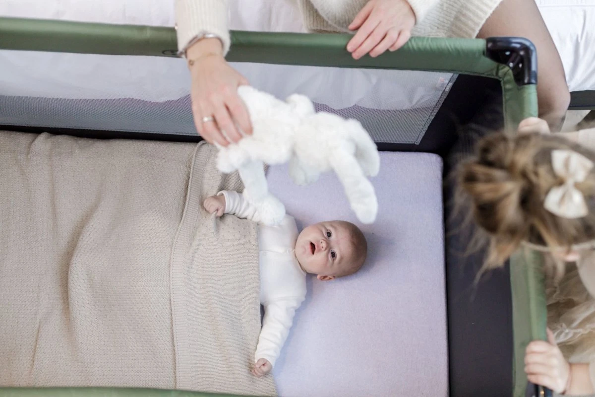 Qute Campingbed Q-sleep Olijfgroen/zwart 3 Qute Campingbed Q-sleep Olijfgroen/zwart - Afbeelding 3