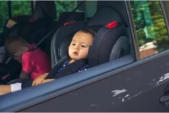 Carkids Verstelbaar Kinderautostoeltje Zwart En Wit | Kinderautostoel Groep 1-2-3 | Kinderen Van 9 Maanden-12 Jaar | 9-36 Kg -Aanbiedingen BIBS Winkel 1200x804 5