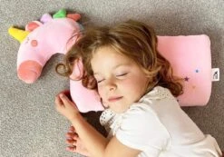 CabinMax Nekkussen - Reiskussen Kinderen - Memory Foam Nek Kussen - Inclusief Opbergtas - Krokodil - Groen -Aanbiedingen BIBS Winkel 1200x841 4