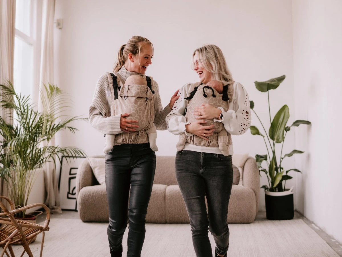 Draagzak - Pure Baby Love - Click & Go Baby - Panter Taupe - Maat 50 T/m 86 3 Draagzak - Pure Baby Love - Click & Go Baby - Panter Taupe - Maat 50 T/m 86 - Afbeelding 3