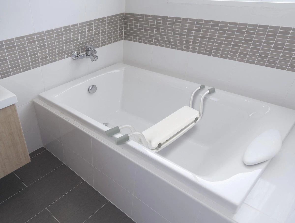 Vivamore Badzitje - Badstoeltje Tot Max. 150 KG - 74 X 23 X 18 CM - Badkruk - Anti-Slip Poten - Stevig Frame - Wit 3 Vivamore Badzitje - Badstoeltje Tot Max. 150 KG - 74 X 23 X 18 CM - Badkruk - Anti-Slip Poten - Stevig Frame - Wit - Afbeelding 3