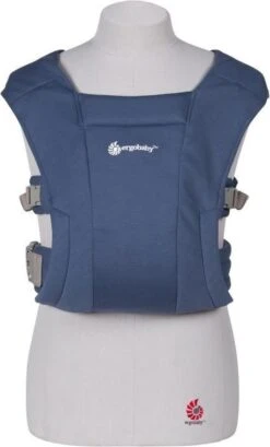 Ergobaby - Embrace - Draagzak Baby - Soft Blue - Ergonomisch Vanaf Geboorte 20 Ergobaby - Embrace - Draagzak Baby - Soft Blue - Ergonomisch Vanaf Geboorte -Aanbiedingen BIBS Winkel 725x1200 2