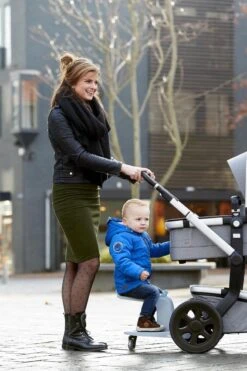 Kid-Sit Meerijdplankje Universeel - Zwart 6 Kid-Sit Meerijdplankje Universeel - Zwart -Aanbiedingen BIBS Winkel 799x1200 127