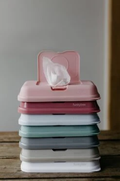 Funkybox - Billendoekjes Doosje - To Go - Grey - Little Stars 22 Funkybox - Billendoekjes Doosje - To Go - Grey - Little Stars -Aanbiedingen BIBS Winkel 799x1200 4