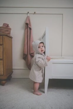 Koeka Baby Badjas Dijon Daily - 62/68 - Zand -Aanbiedingen BIBS Winkel 799x1200 48