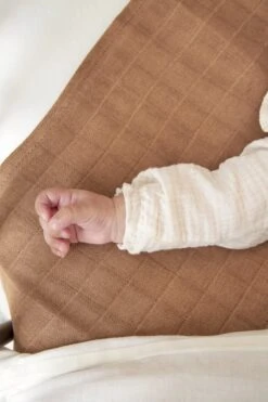 Meyco Mini Panther Hydrofiele Doeken - 3-pack - Toffee - 70x70cm 8 Meyco Mini Panther Hydrofiele Doeken - 3-pack - Toffee - 70x70cm -Aanbiedingen BIBS Winkel 800x1200 116