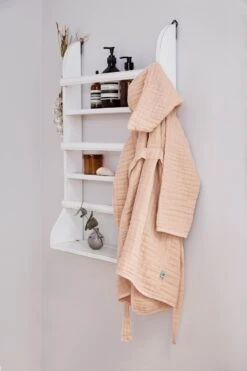 Lässig - Badjas - Mousseline - Lichtroze - Maat 92-98cm 12 Lässig - Badjas - Mousseline - Lichtroze - Maat 92-98cm -Aanbiedingen BIBS Winkel 800x1200 166