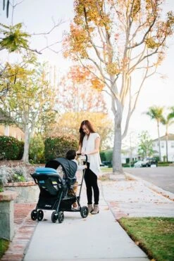 Joovy Caboose Graphite Stand On Tandem Buggy - Zwart - Duo Buggy - Dubbele Buggy -Aanbiedingen BIBS Winkel 800x1200 314