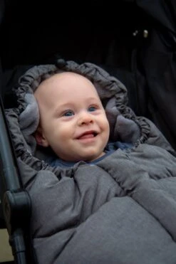 Ding Deluxe Universele Voetenzak Voor Buggy & Kinderwagen - Zwart -Aanbiedingen BIBS Winkel 800x1200 382