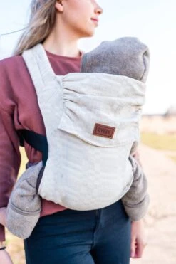 ByKay - Draagzak - Click Carrier Classic - Sand Blocks Summer - Organic Linnen/Cotton 10 ByKay - Draagzak - Click Carrier Classic - Sand Blocks Summer - Organic Linnen/Cotton -Aanbiedingen BIBS Winkel 800x1200 402