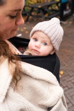 ByKay - Draagdoek - Rekbaar - Black - Maat M - Organic Katoen - Stretchy Wrap Deluxe - 3 Jaar - Buik - Heup 16 ByKay - Draagdoek - Rekbaar - Black - Maat M - Organic Katoen - Stretchy Wrap Deluxe - 3 Jaar - Buik - Heup -Aanbiedingen BIBS Winkel 800x1200 406