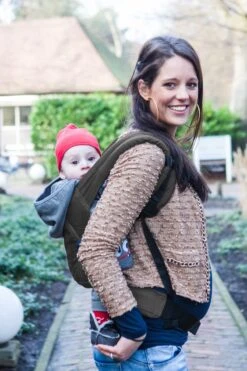 Praktische Draagzak Baby - Donkergrijs - Babydrager - Buikdrager En Rugdrager - Opbergtas Inbegrepen -Aanbiedingen BIBS Winkel 800x1200 452